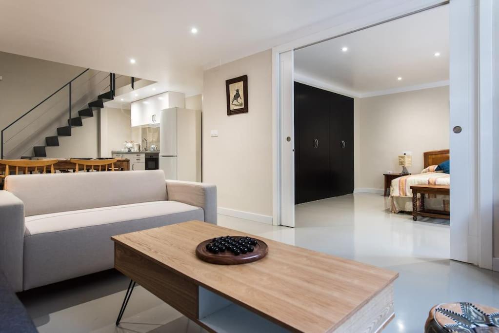 Puerta De San Juan Apartman Sevilla Kültér fotó